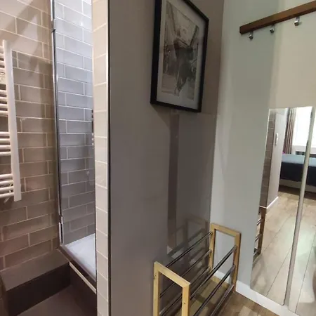 Homestay Superieures Privees, Plein Centre-ville De - Hubert