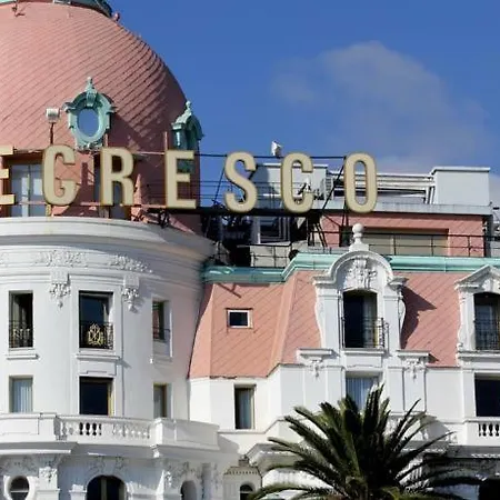 Superieures Privees, Plein Centre-ville De - Hubert Homestay Nice